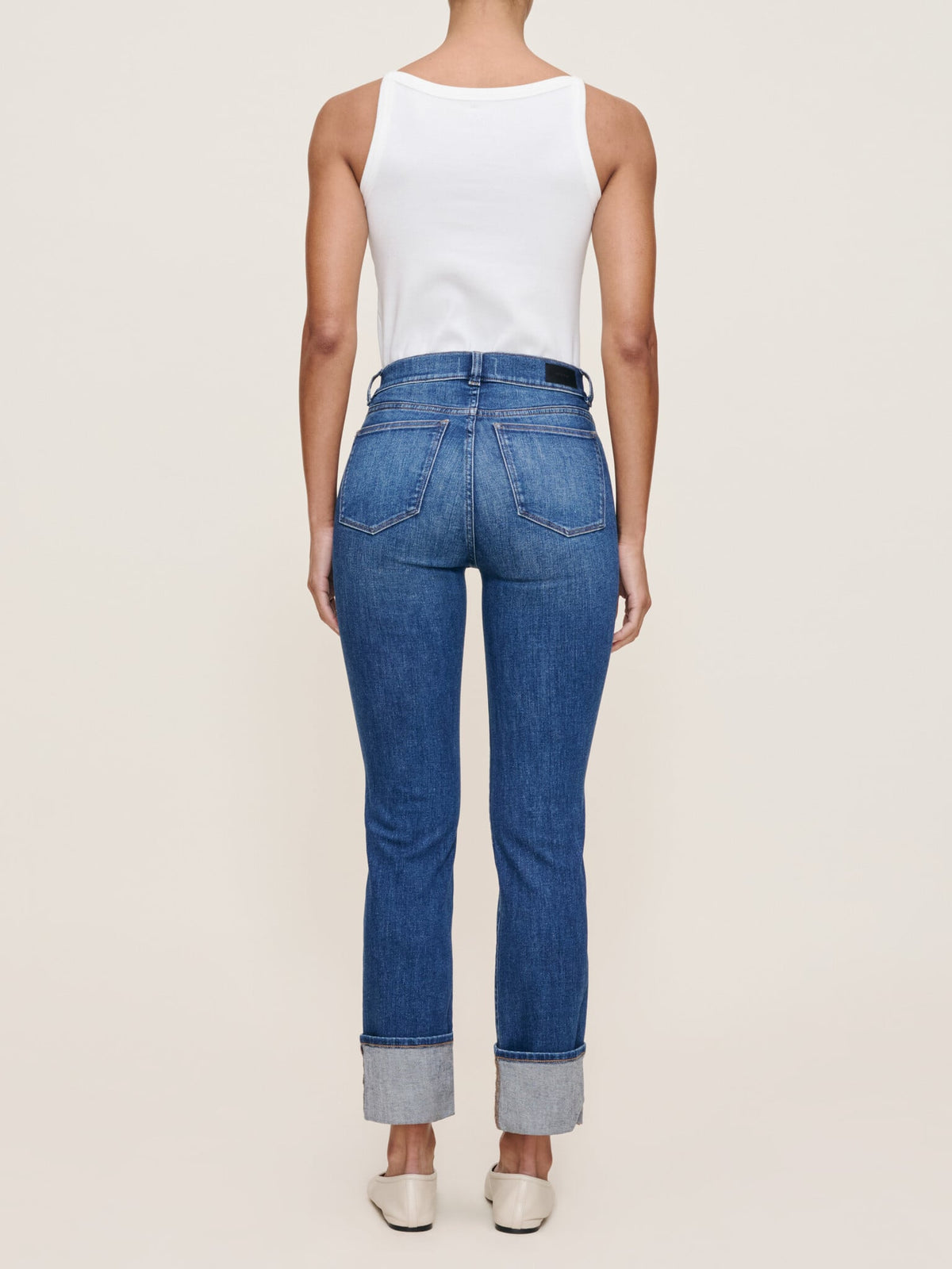 Mara Straight: Mid Rise Ankle