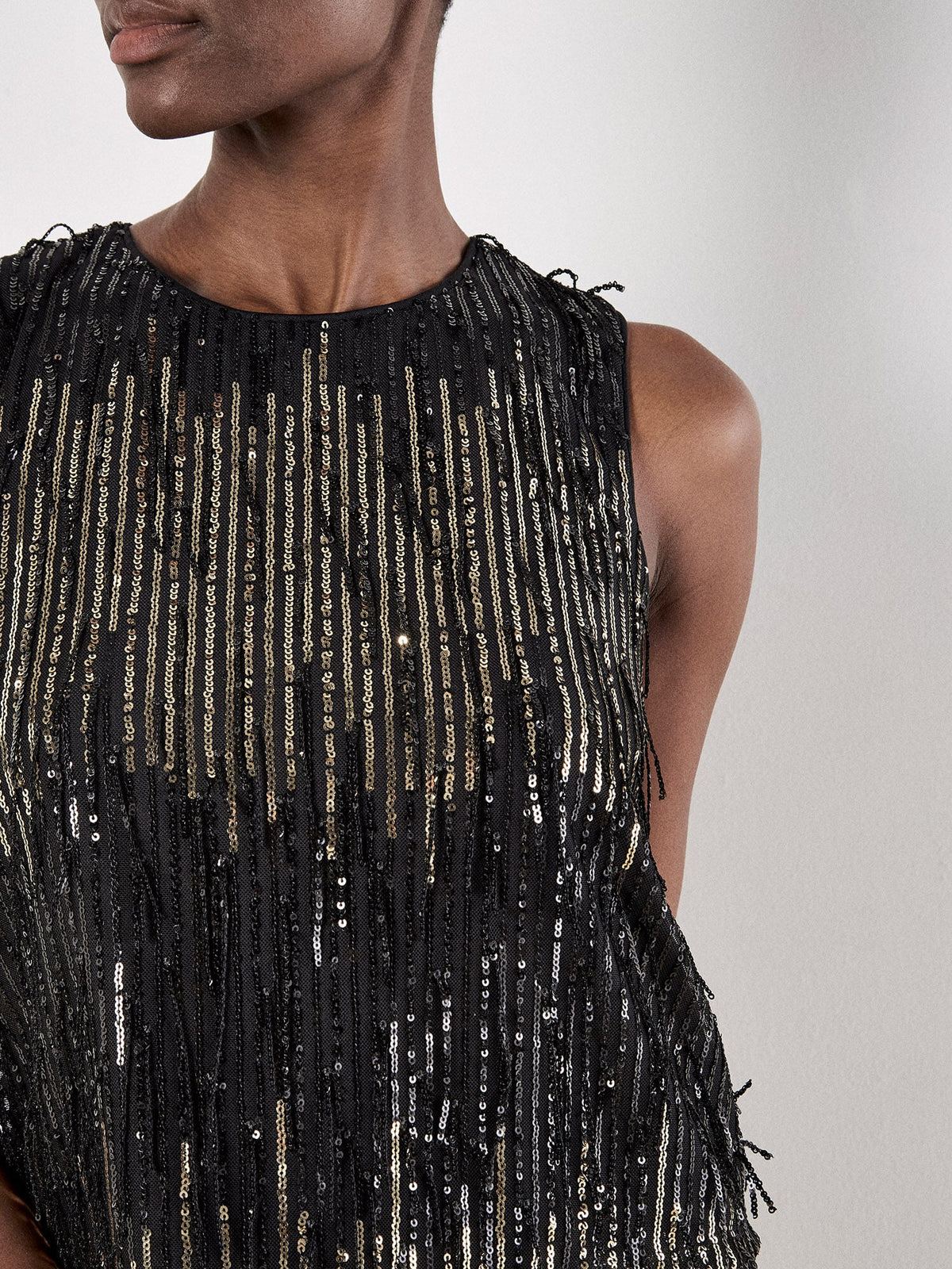 Sparks Fly Shell Tank
