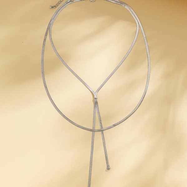 With a Twist Choker