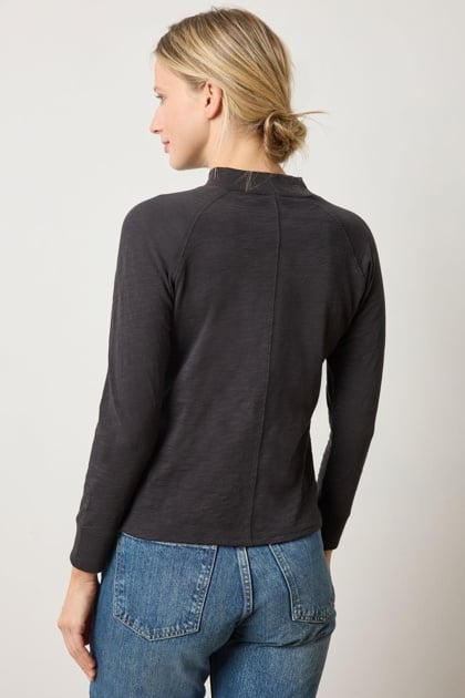 3Q Sleeve Raglan Mock Neck