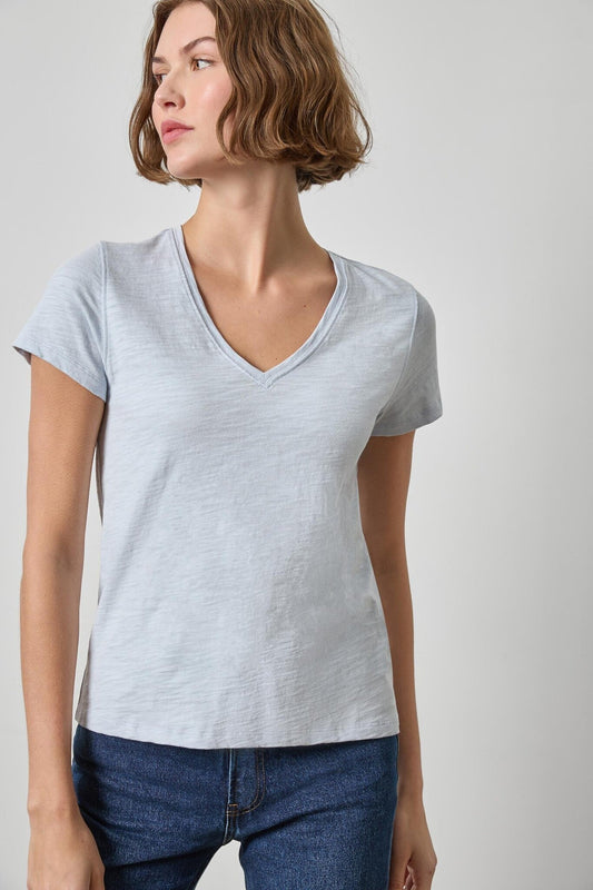 Short Sleeve Back Seam V-Neck