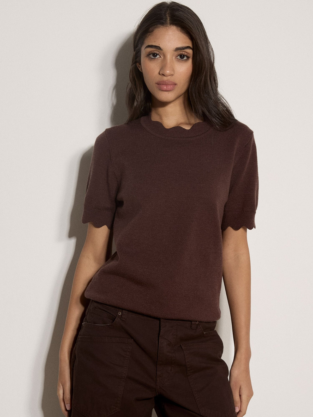 Scallop Style Knit Tee