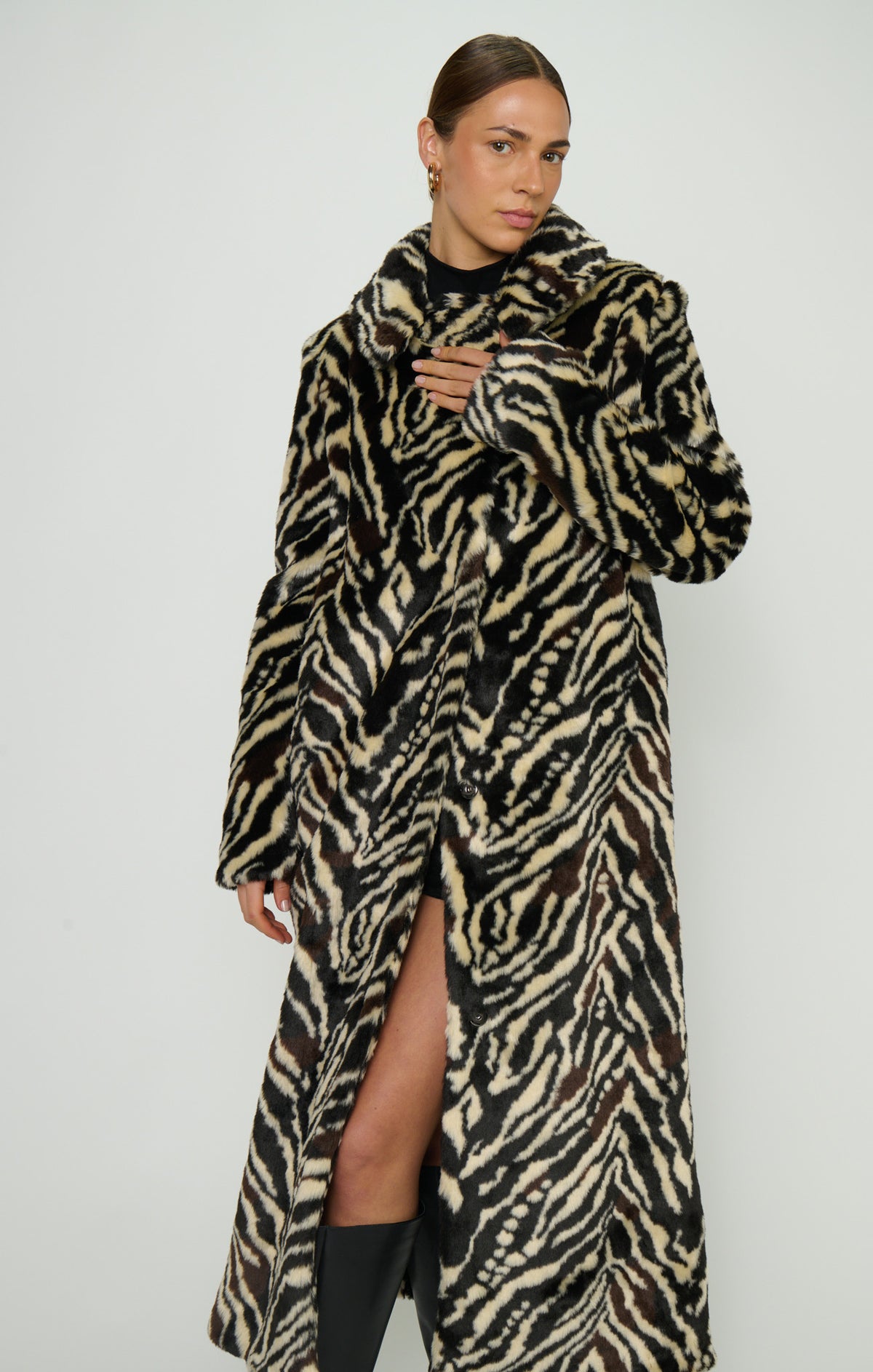 Miss Cindy Overcoat