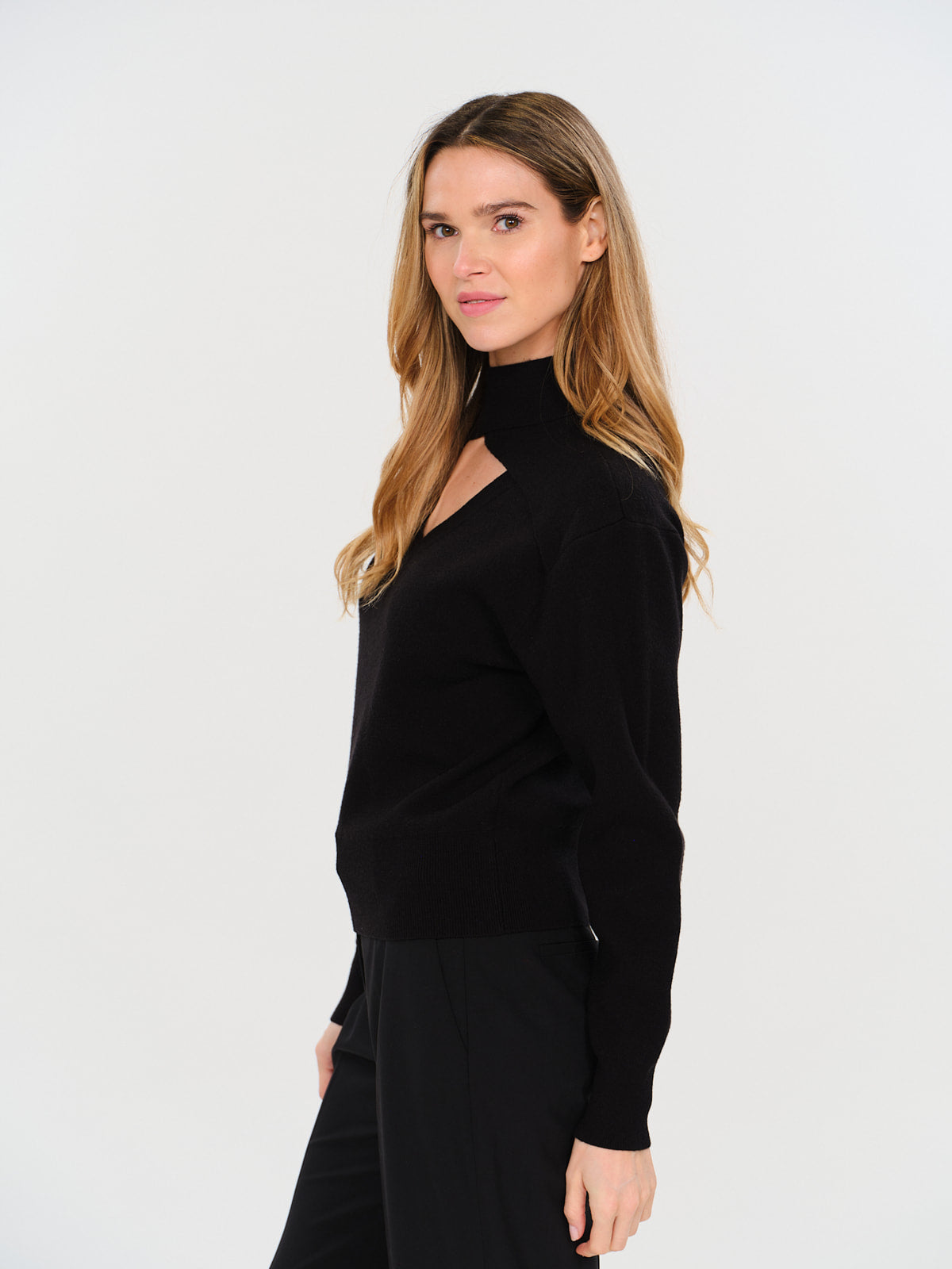 Taylor Keyhole Sweater